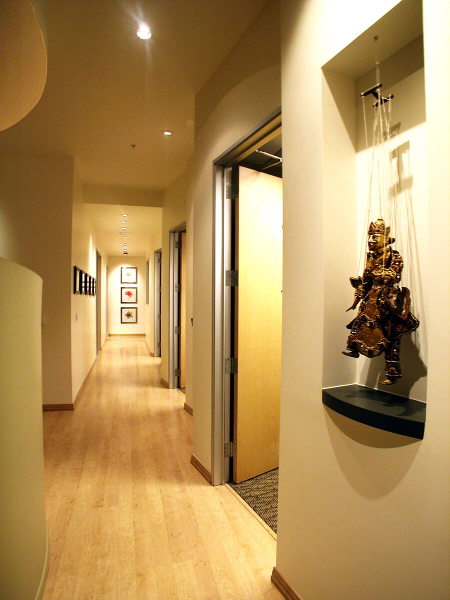 Boxer-Wachler Eye Institute, Beverly Hills (MEA)